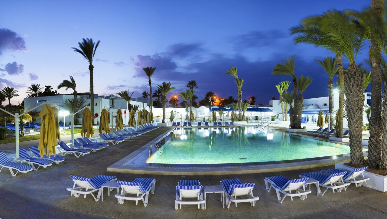 Hari Club Beach Resort Aghīr Exteriör bild