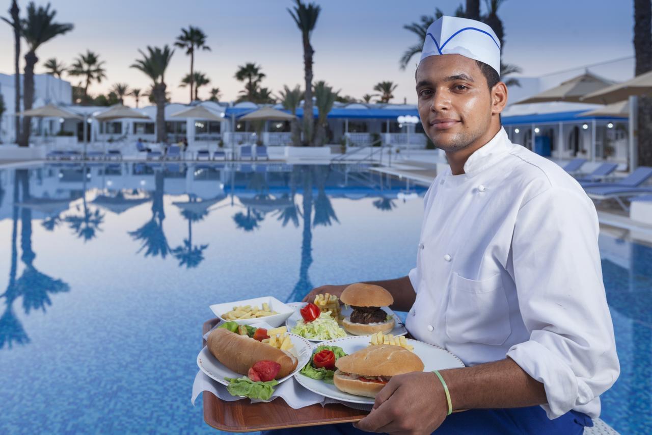 Hari Club Beach Resort Aghīr Exteriör bild