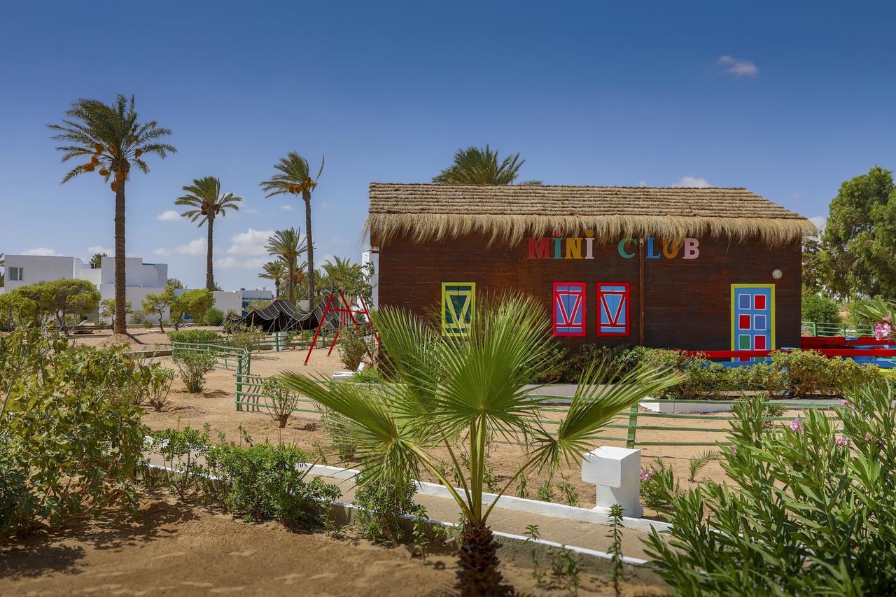 Hari Club Beach Resort Aghīr Exteriör bild