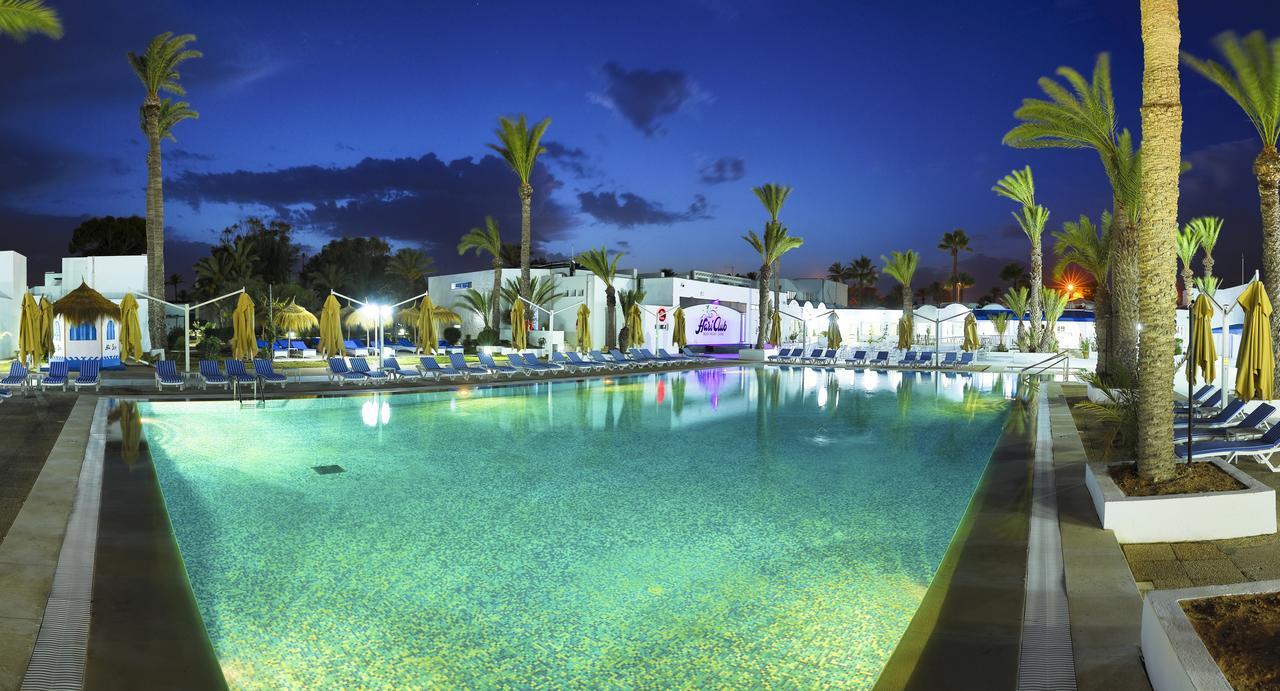 Hari Club Beach Resort Aghīr Exteriör bild