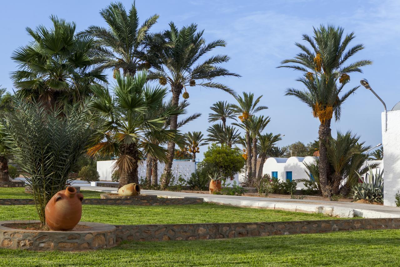 Hari Club Beach Resort Aghīr Exteriör bild