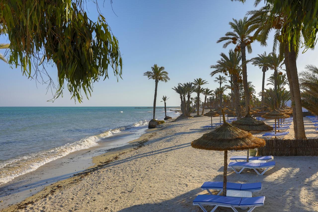 Hari Club Beach Resort Aghīr Exteriör bild