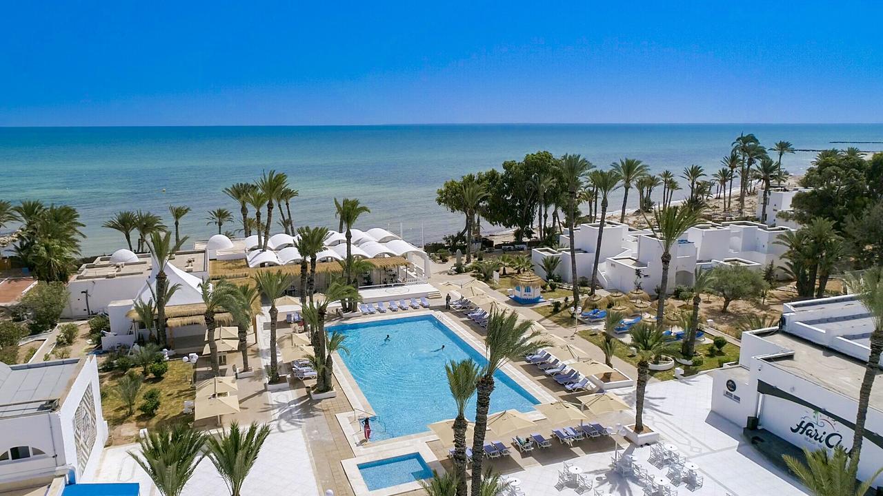 Hari Club Beach Resort Aghīr Exteriör bild
