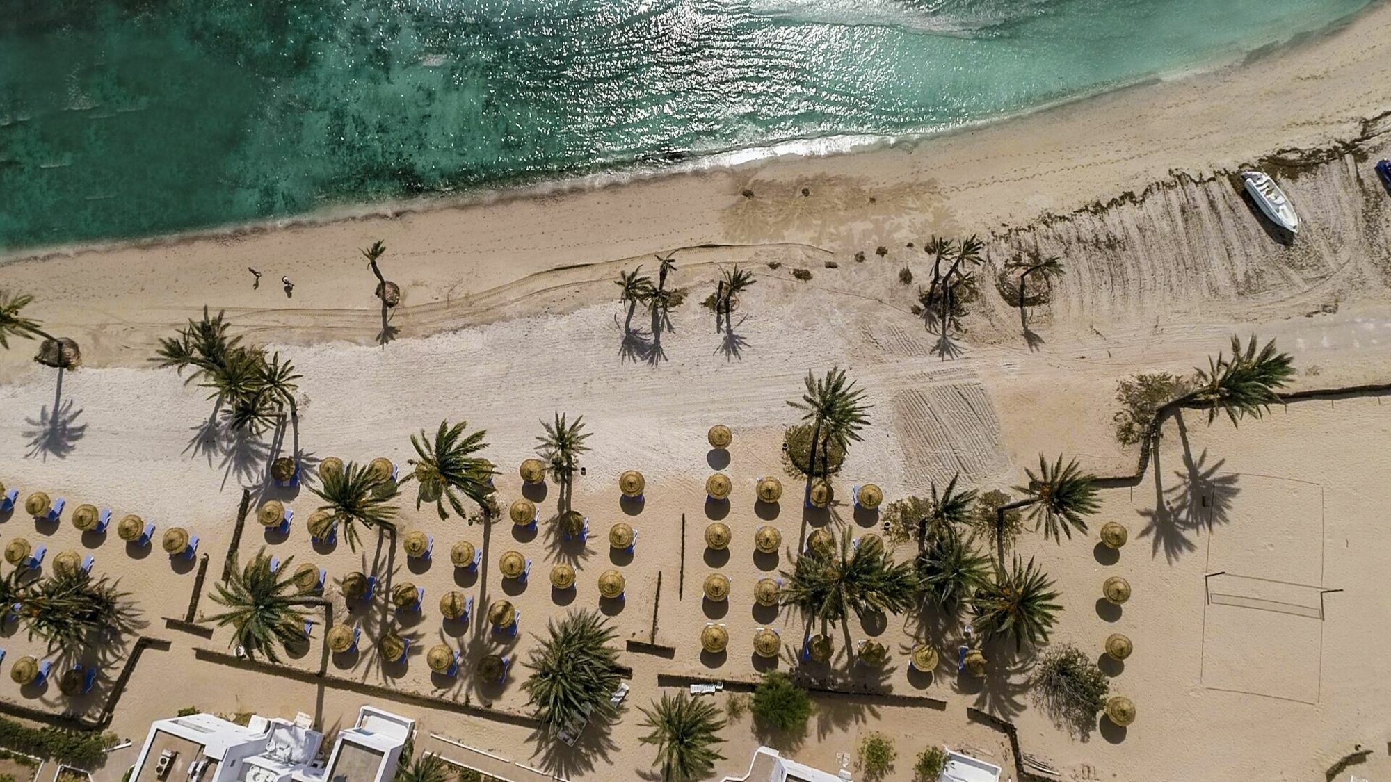 Hari Club Beach Resort Aghīr Exteriör bild